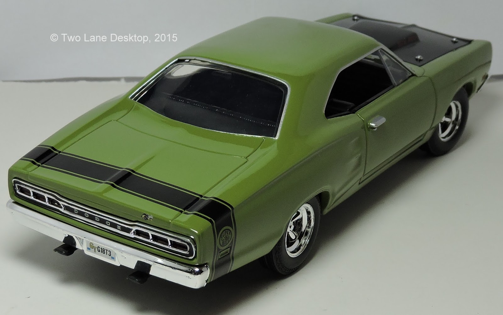Motor Max 1969 Dodge Coronet SuperBee Rossa, Modello In Scala 1:24, Auto Giocattolo Da Collezione - 2