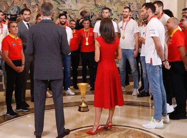 King Felipe and Queen Letizia received the Spanish Basketball team following their victory in the 2019 FIBA in China