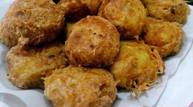 Cara membuat perkedel kentang krispi dan gurih tanpa digoreng