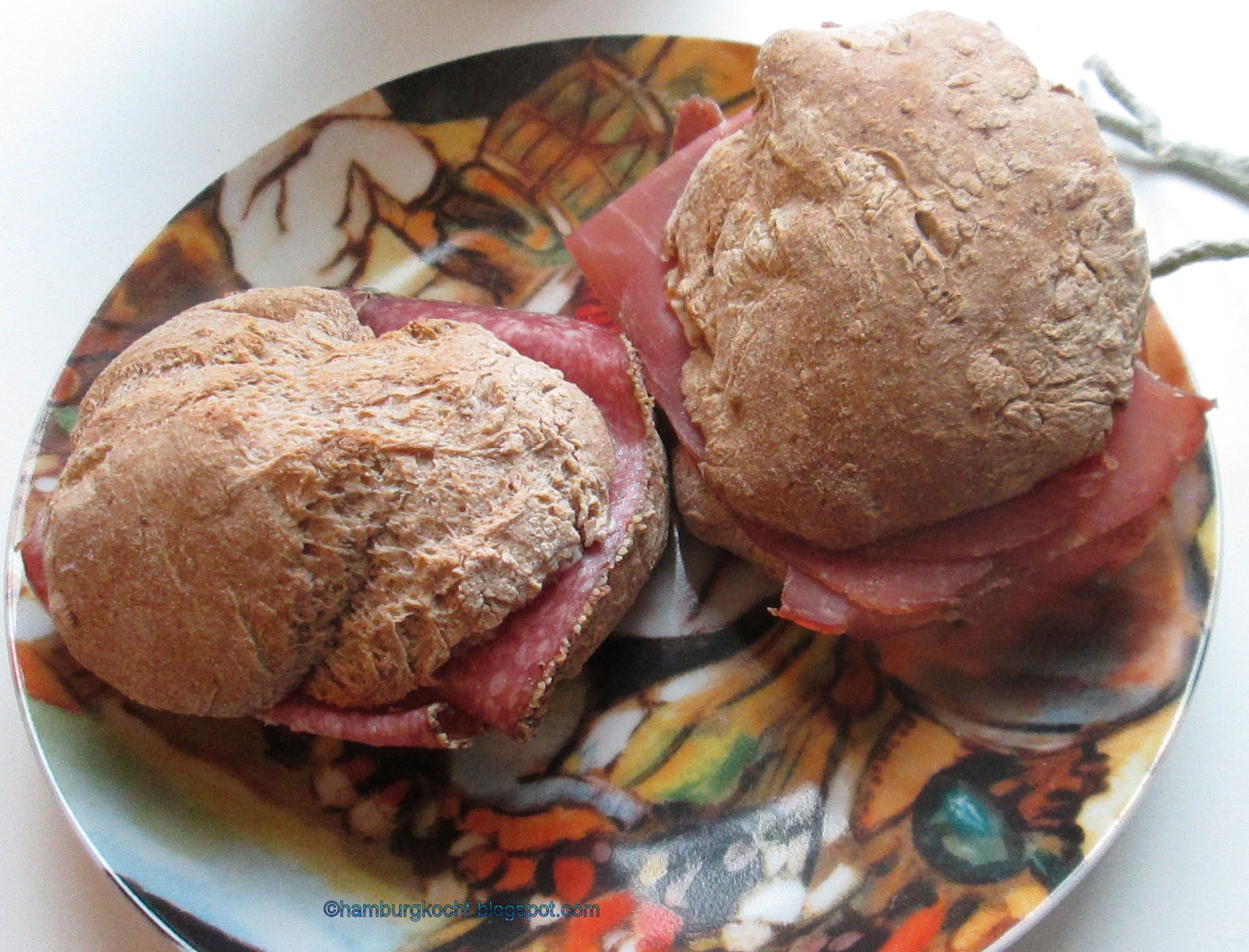 Hamburg kocht!: Nachgebacken: Bäcker Süpkes DDR-Brötchen nach ... Hamburg kocht!: Nachgebacken: Bäcker Süpkes DDR-Brötchen nach ...