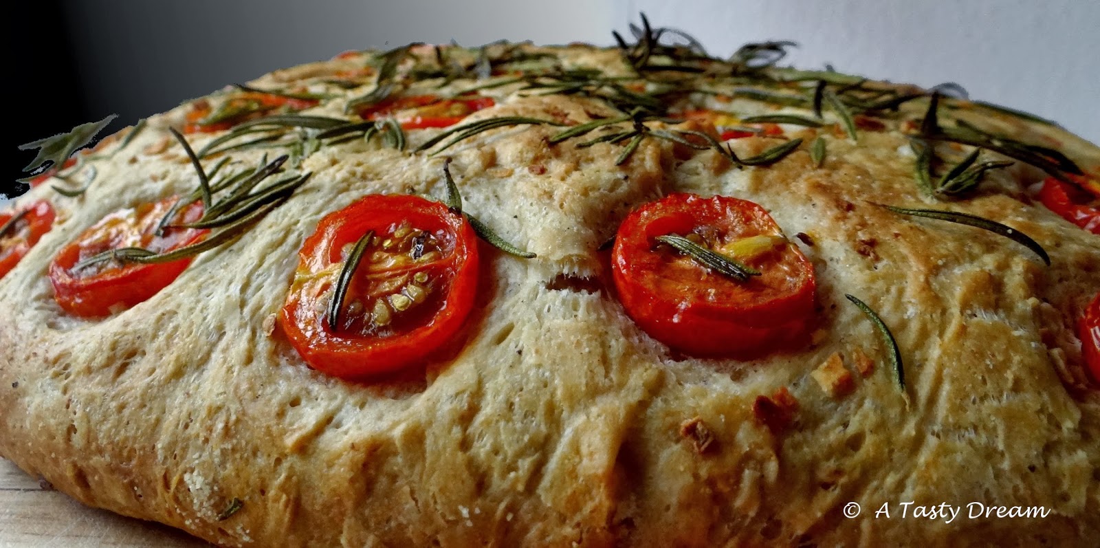 A Tasty Dream: Rosmarin-Tomaten-Focaccia oder auch &amp;quot;Das beste Brot der ...