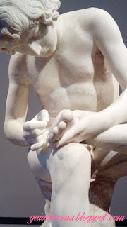 espinho pe escultura romana - O Altes Museum em Berlim