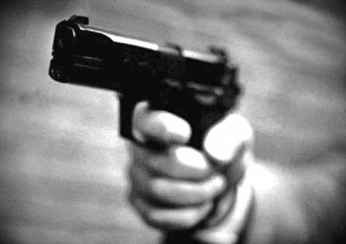 Un muerto por tiroteo entre una policía de Lanús y delincuentes