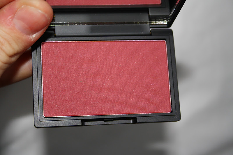 sleek flushed blush