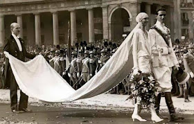 Prince Amedeo and Princess Anne of Orléans in the Piazza del Plebiscito in Naples on their wedding day