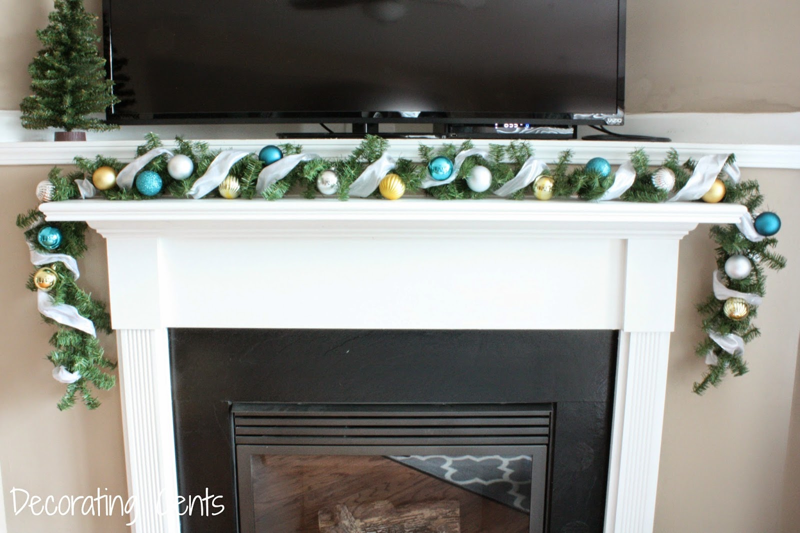 DIY Ornament Garland