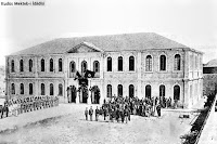Kudüs Mekteb-i İdadisi ve öğrencilerini gösteren eski bir fotoğraf