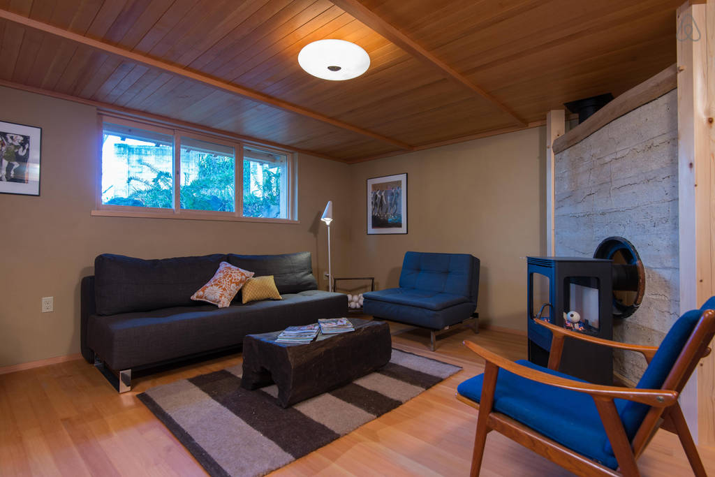 Portland Vacation Tiny House SSA