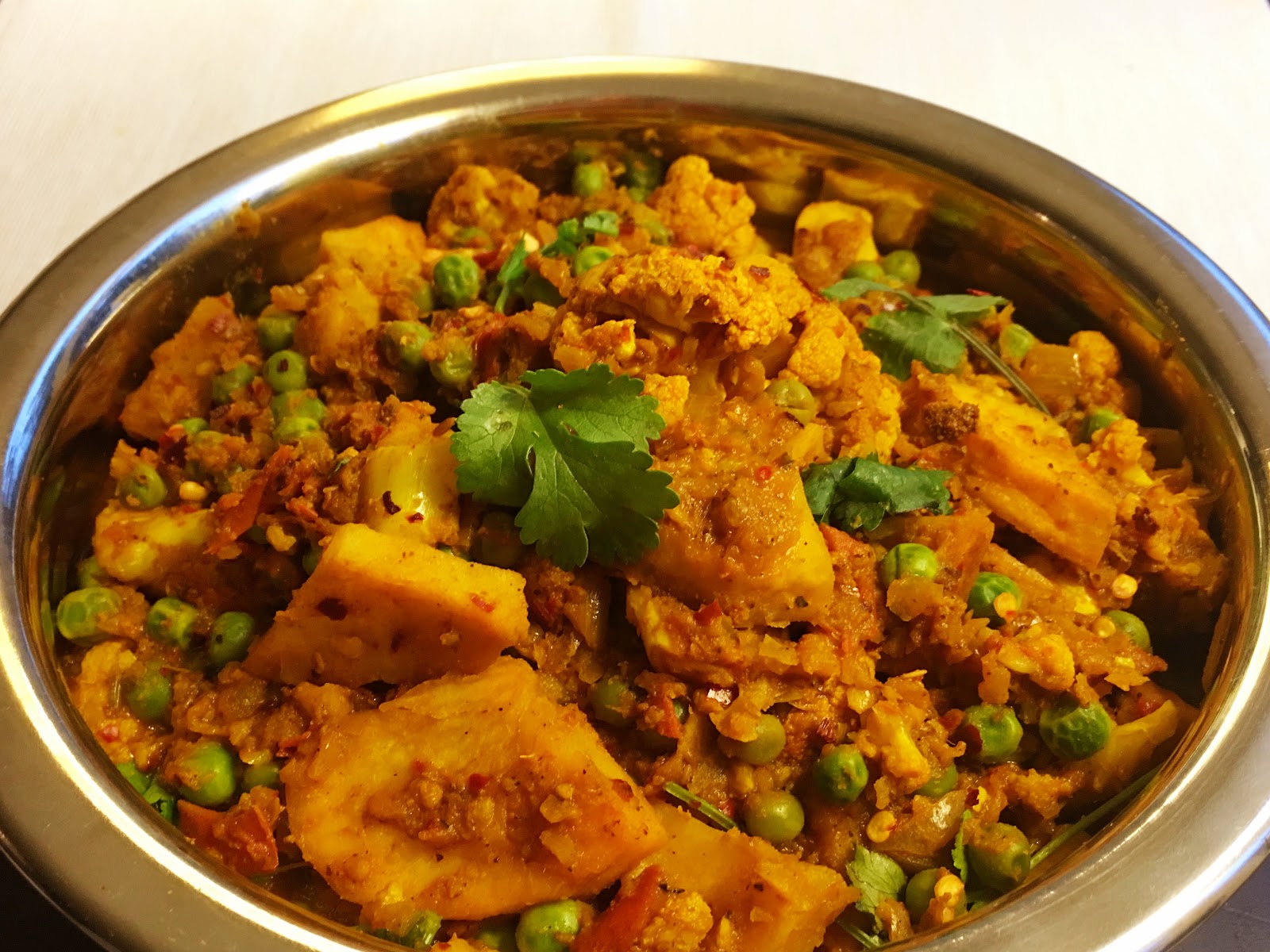 Fueling with Flavour: Aloo Gobi Matar