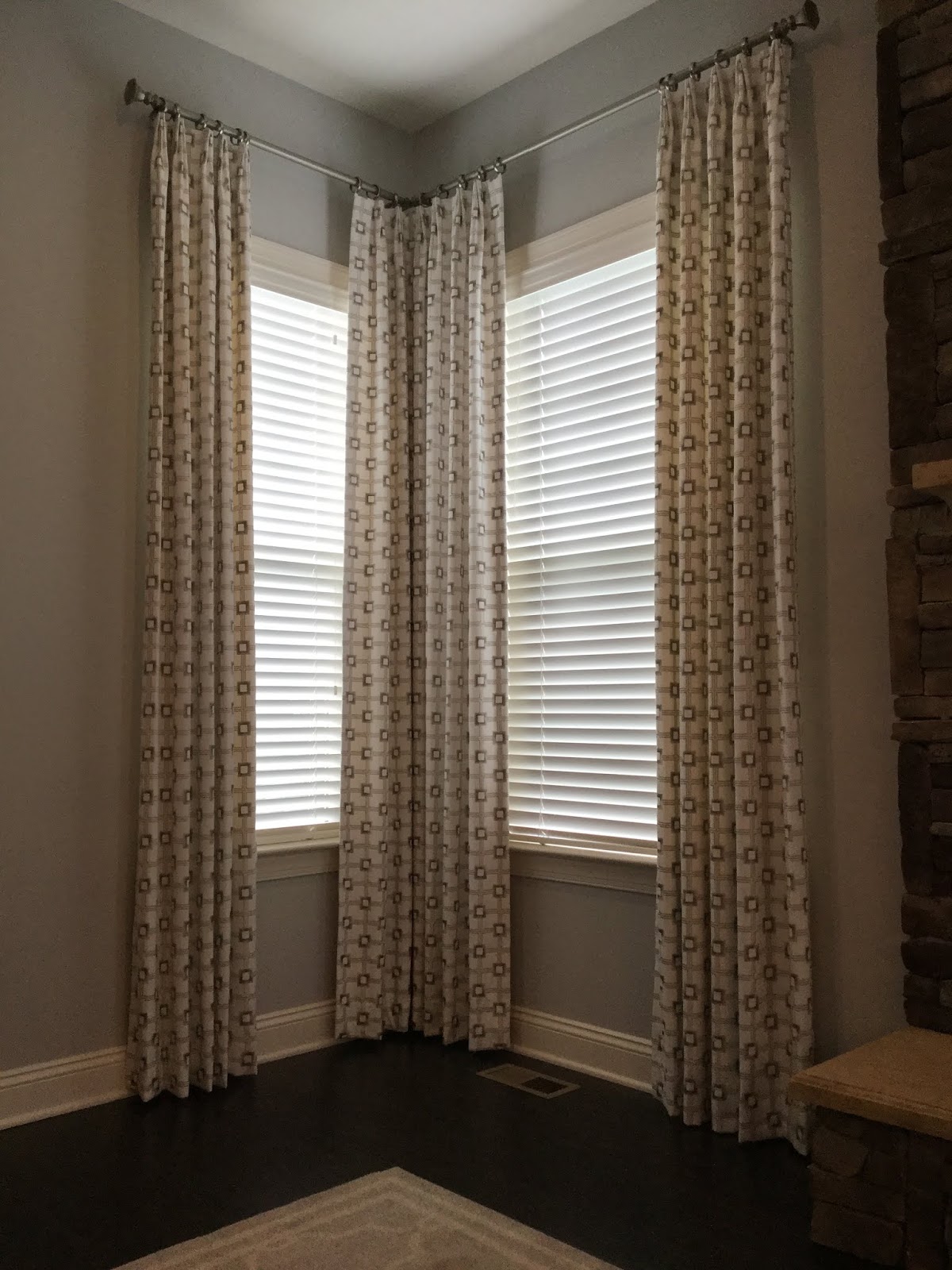 InspirationDecoration panels in a corner window Corner window