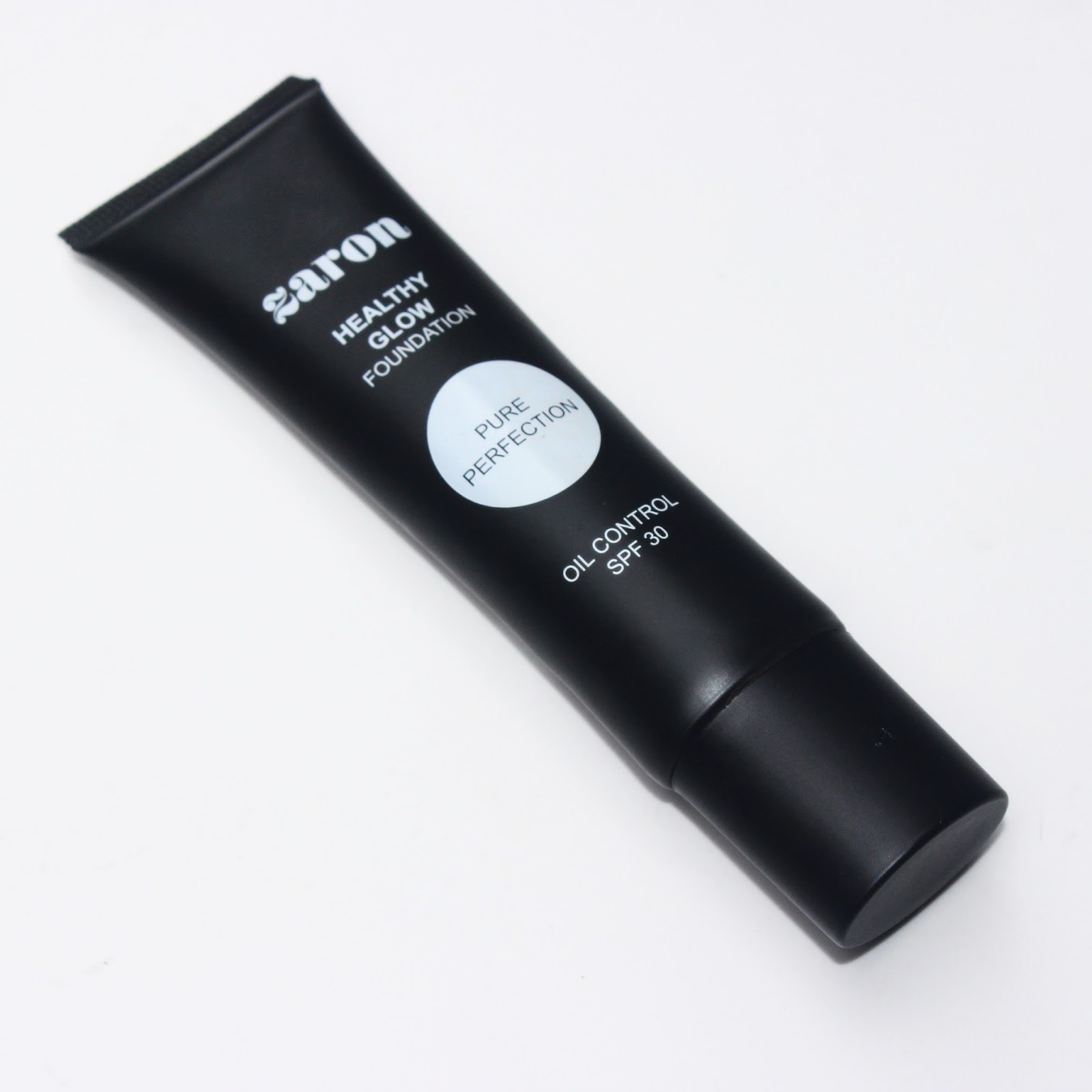 ZARON HEALTHY GLOW FOUNDATION THE BEAUTY INSTIGATOR