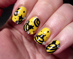 nail bumble bees bee nails honey obsession glitter rhinestones migi milani pen few