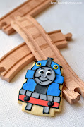 My best friend Sue has a friend who asked me to make Thomas the Train . (cookies thomasthetrain dsc )