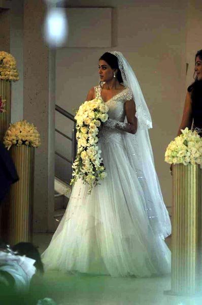 Curly Fries: BRIDAL COUTURE: Ritesh Deshmukh & Genelia D'Souza's