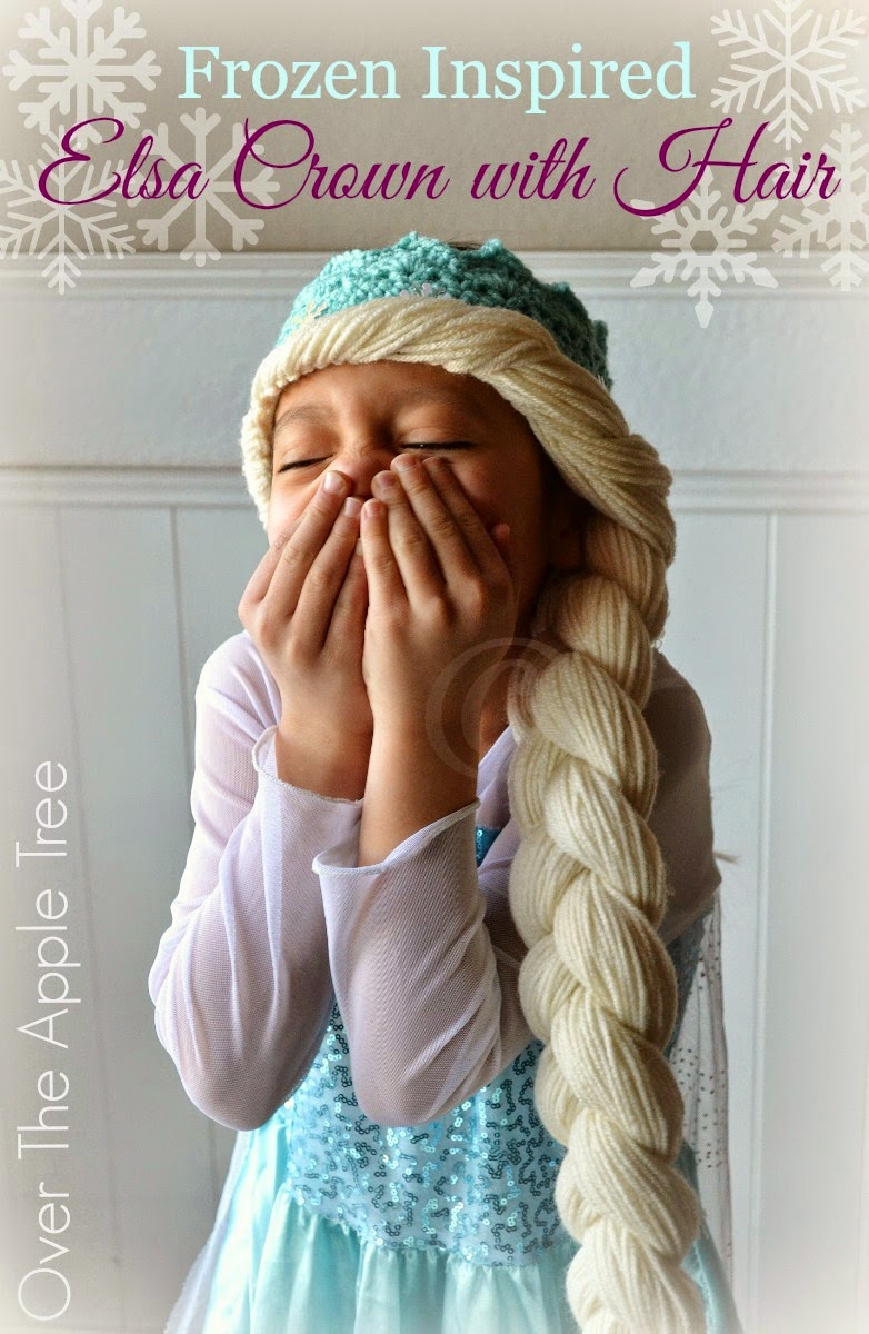 Crochet Elsa Crown With Hair, free pattern >> Over The Apple Tree