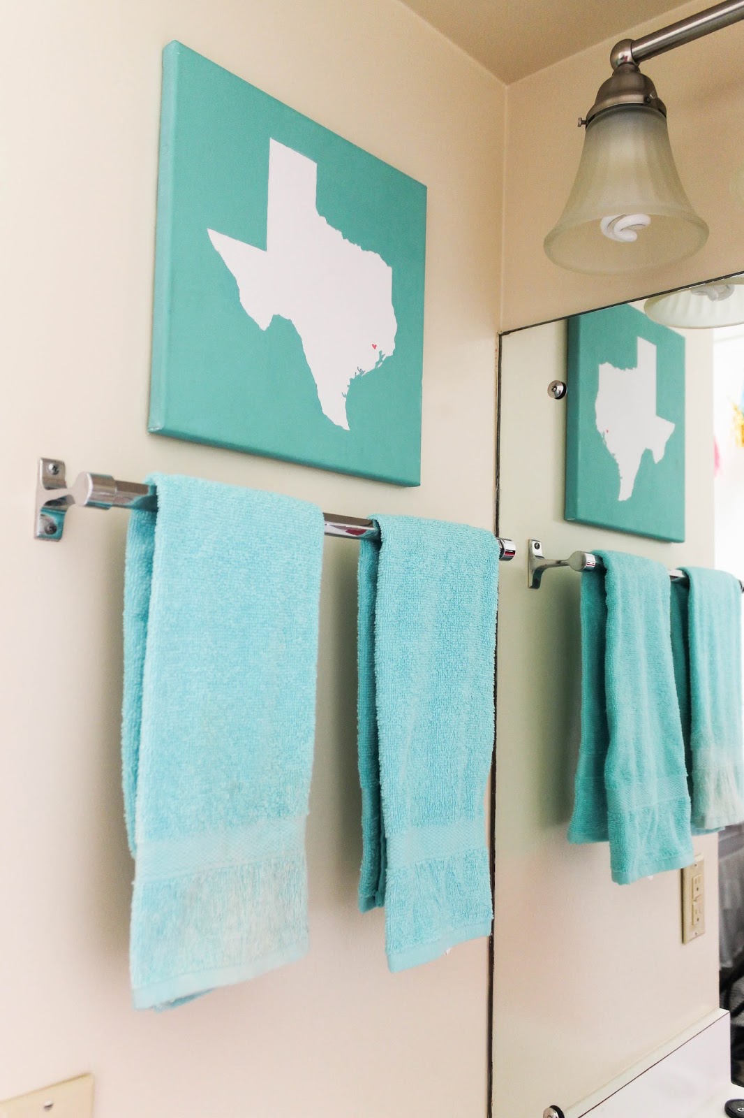 Texas Dorm Bathroom Scottish Rite Dormitory | The Bella Insider