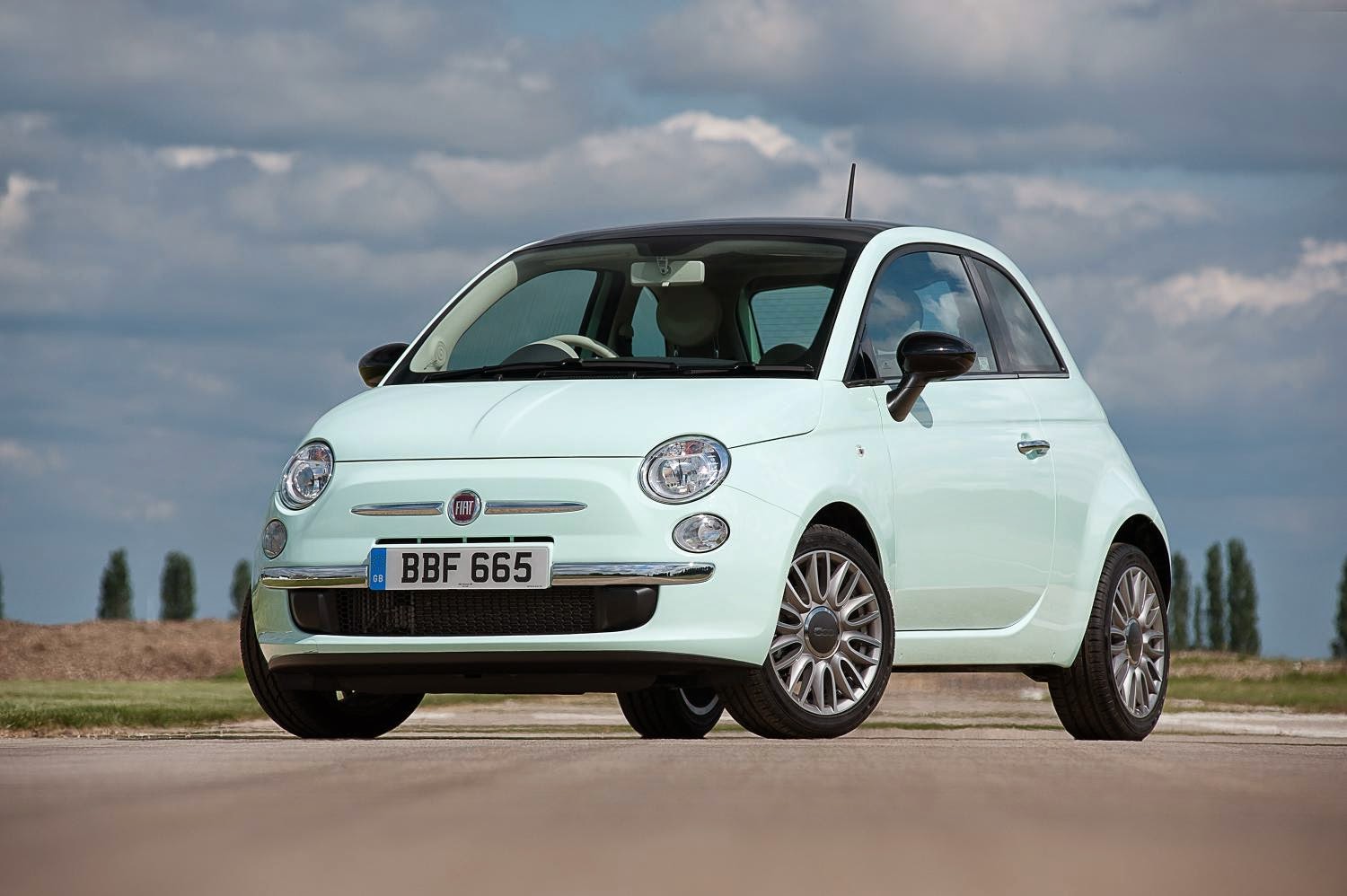 Fiat S New Lease Deal For The 500 Is Young At Heart
