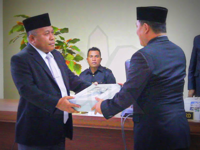 DPRD MTB Serahkan Tiga Rekomendasi Kepada Pemkab MTB DPRD MTB Serahkan Tiga Rekomendasi Kepada Pemkab MTB