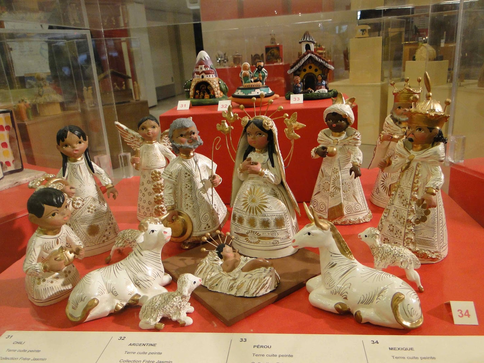 SATW Canada Travelling Teddy Bear Blog: Maurice découvre les crèches de