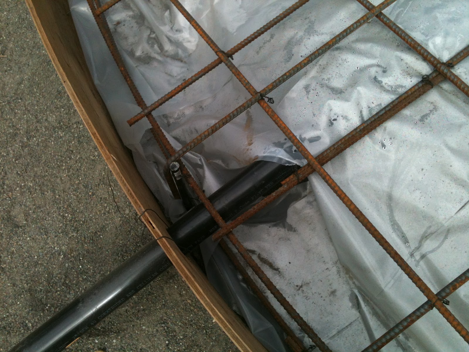 Building my Hobbit Dome STEP 4 Rebar Grid