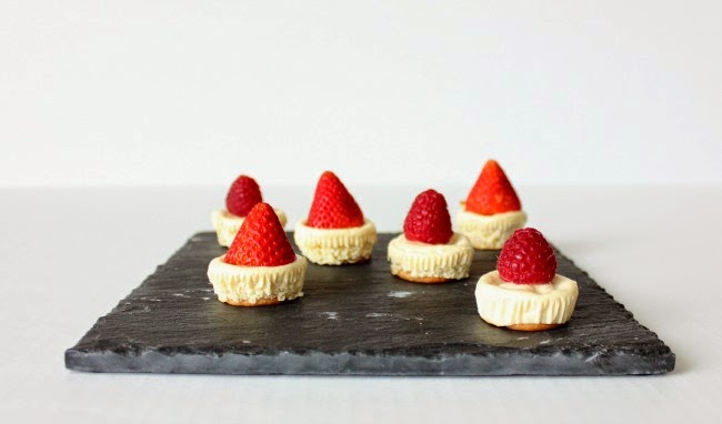Mother's Day Recipe Round Up | Something Good, mini cheesecake, mother's day recipes, dessert, easy dessert