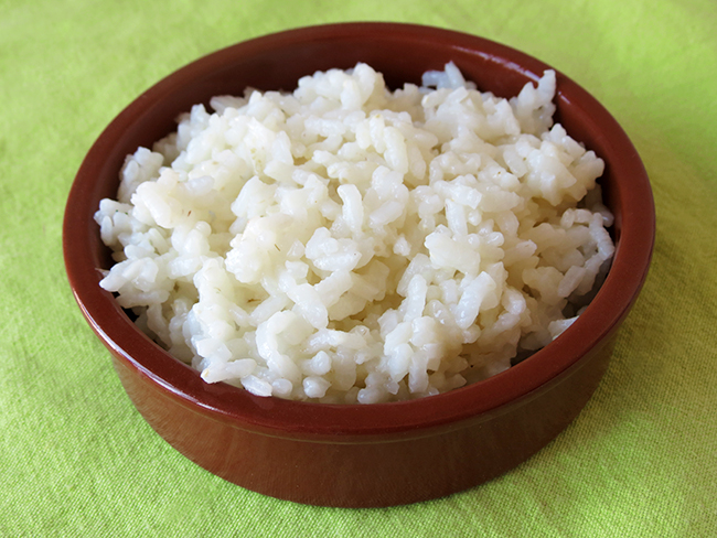 Para que el arroz blanco quede suelto
