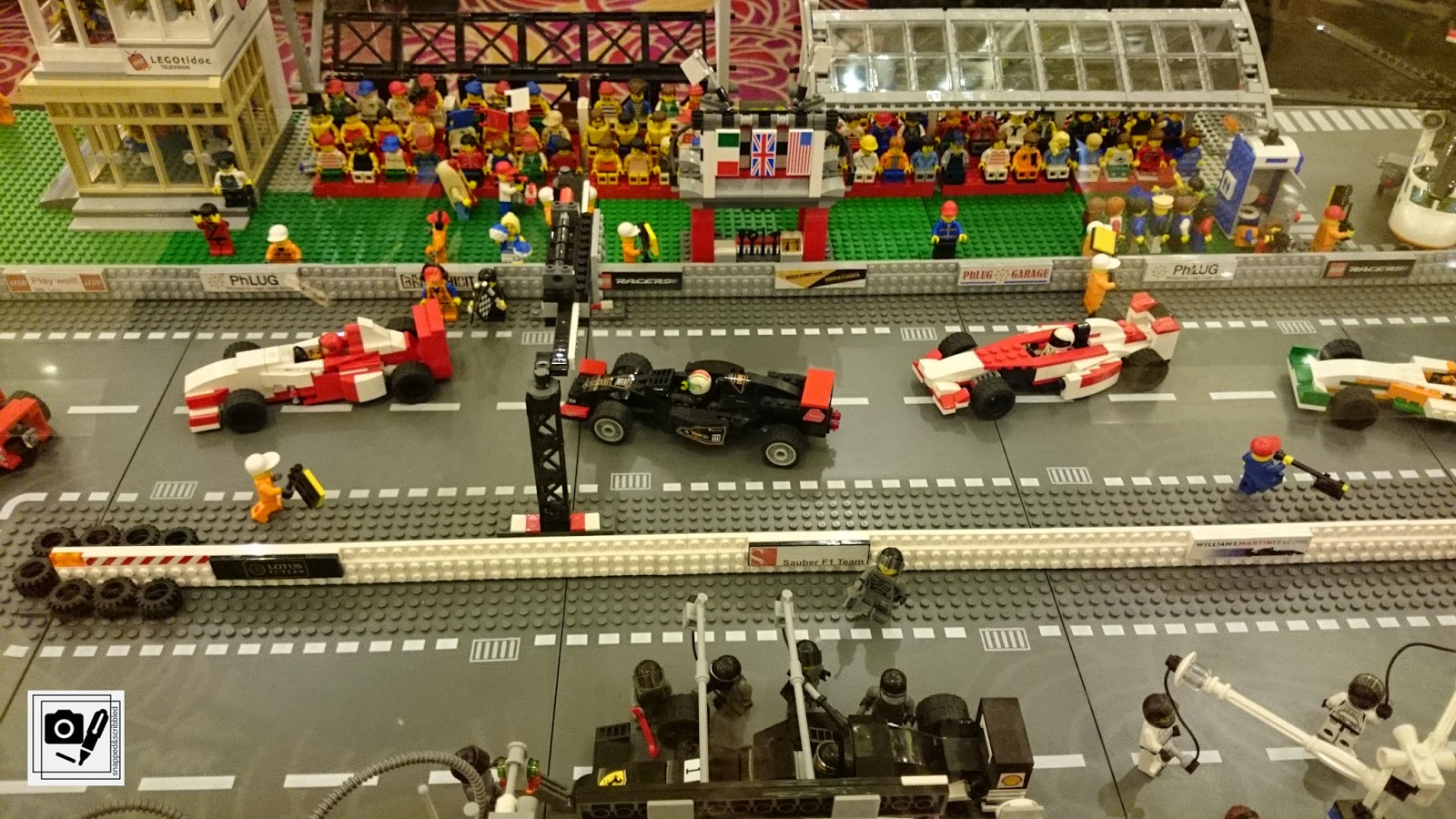 Largest LEGO Display at BRICKXhibit Resorts World Manila Snapped and