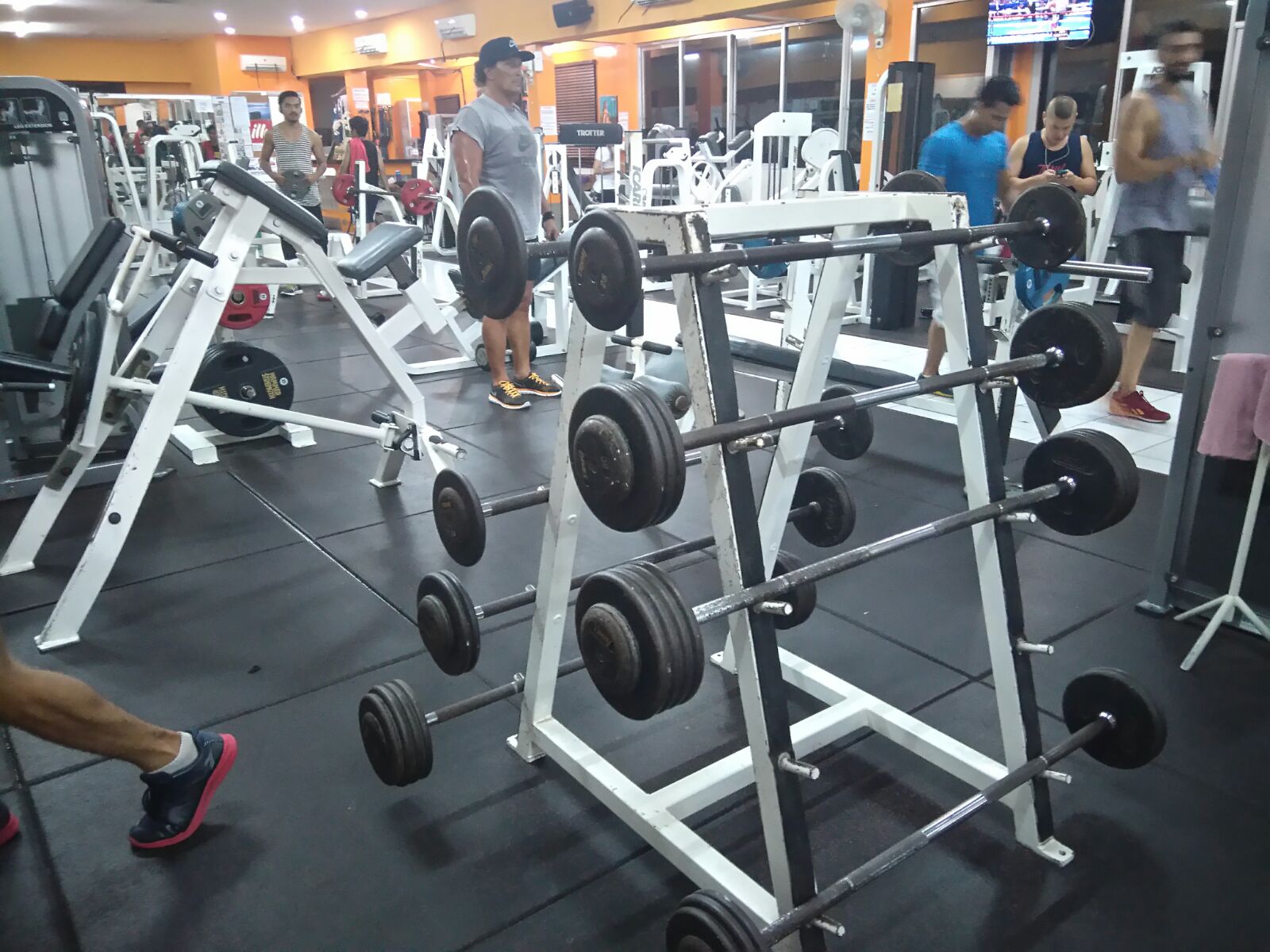 to Gyms of the World Bali, Indonesia HammerHead Gym