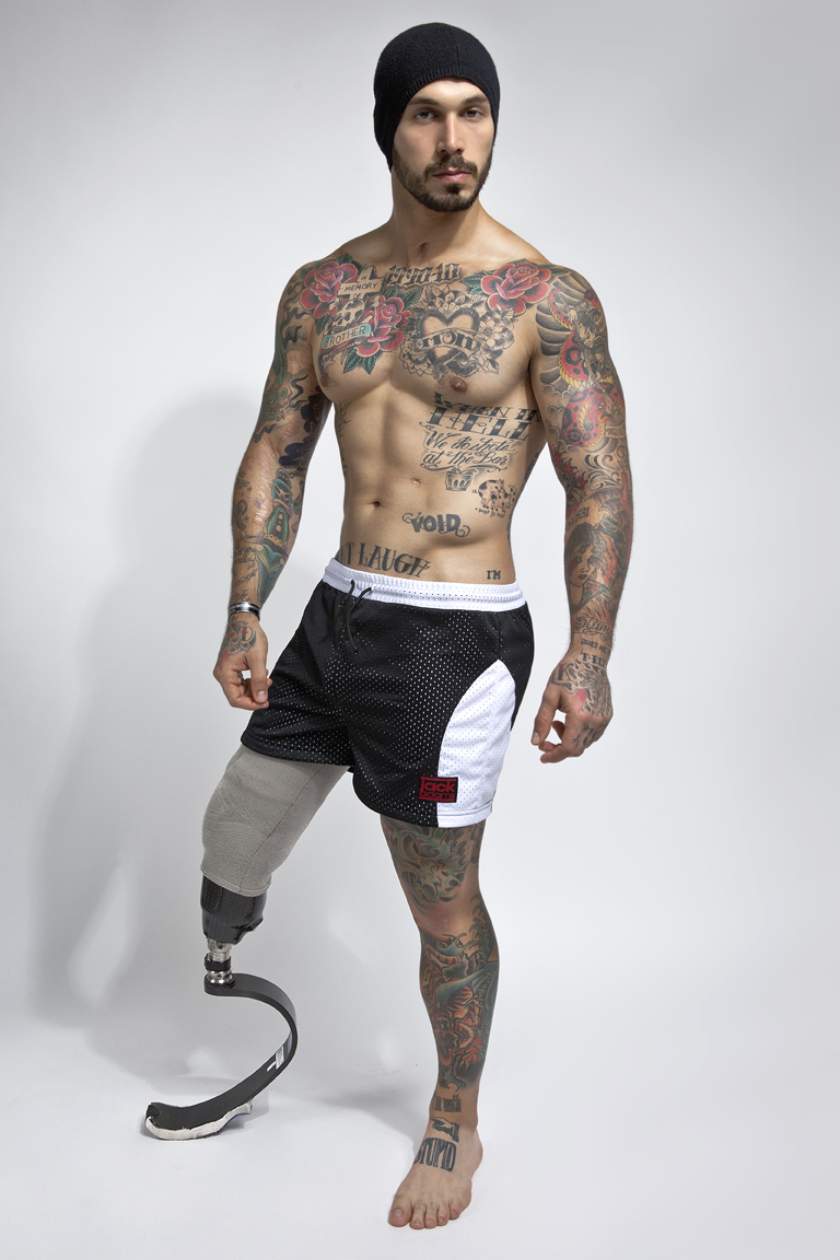 Alex Minsky estrela campanha para marca de cuecas – Btchs