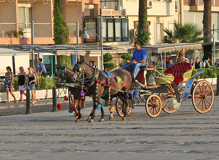 Para Kazan izmirde kapılar kapıların ardındaki izmir