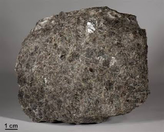 Batu Anortosit: Karakteristik, Jenis dan Kegunaannya
