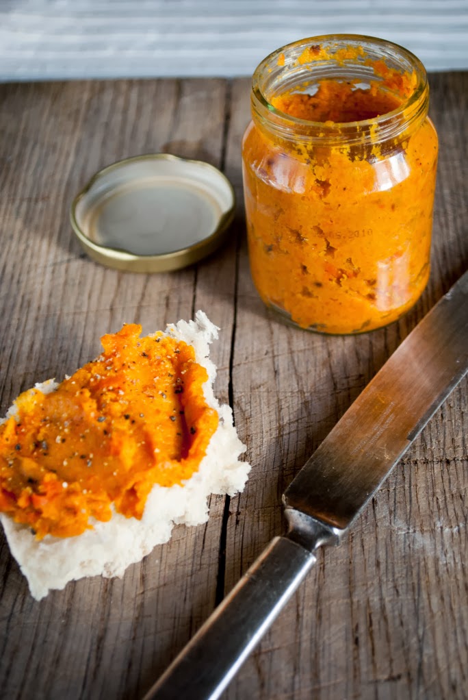 Roasted carrot and garlic spread VeganSandra