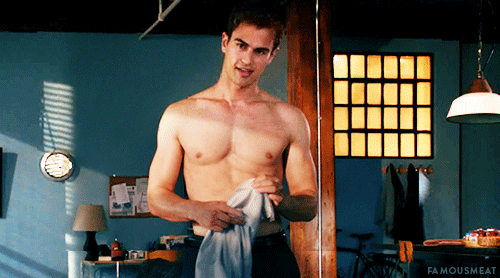 MAN CRUSH #1 : Theo James (EVERYTHING ABOUT THEO JAMES)