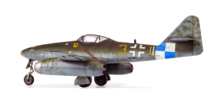 B_New_Airfix_Messerschmitt_Me262_A03088_