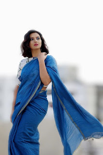 Actress Isha Chawla Lovely Stills Actress Isha Chawla Lovely Stills