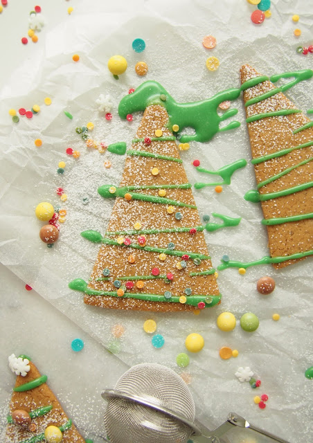 12.Luukku – Joulukuusipiparit