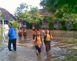 Musibah bencana banjir di kecamatan gabus kabupaten pati