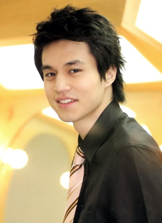 listen n read: 10 handsome korean boy (actor)