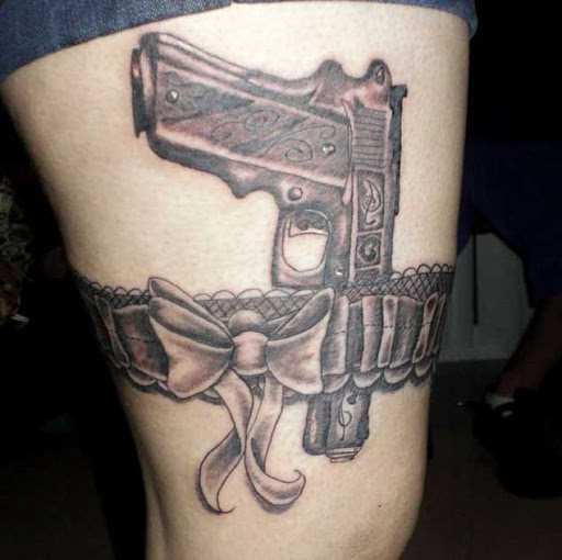 Este coração gravado arma
