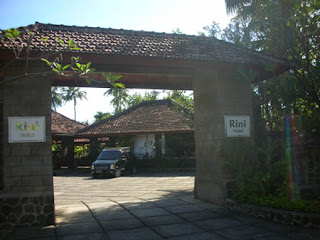 rini hotel bali
