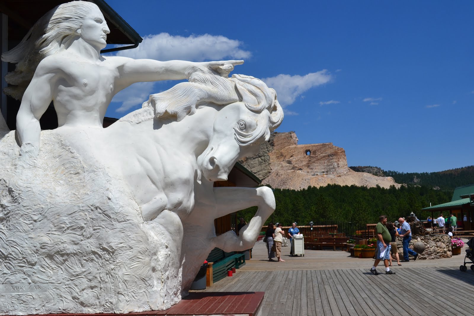 Roberts' See America Tour Mount Rushmore/Chief Crazy Horse