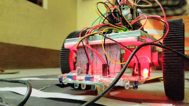 LINE FOLLOWER BOT USING ARDUINO.