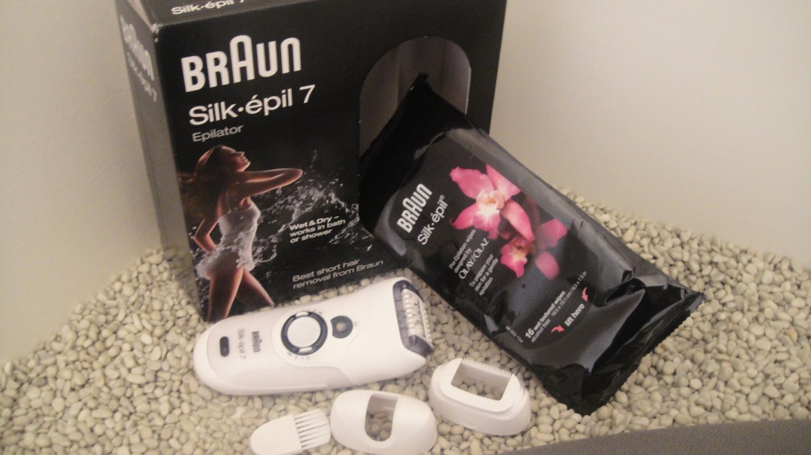 ModestGlamAmor Review Silky smooth legs with my Braun epilator