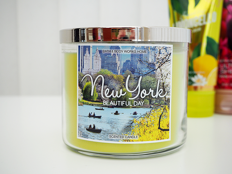 Review // Bath and Body Works New York Beautiful Day 3-Wick Candle