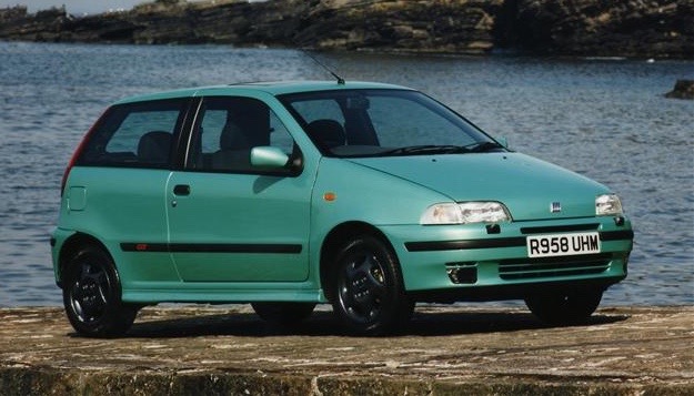 punto fiat generation critic rented seems though 1999 four version door similar