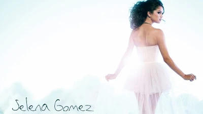 Selena Gomez 2013 Wallpaper HD