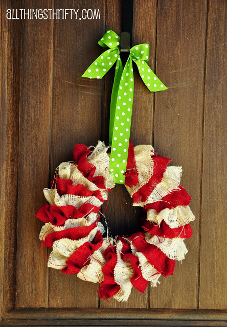 Never Listless: 22 Holiday Wreaths You Can DIY!