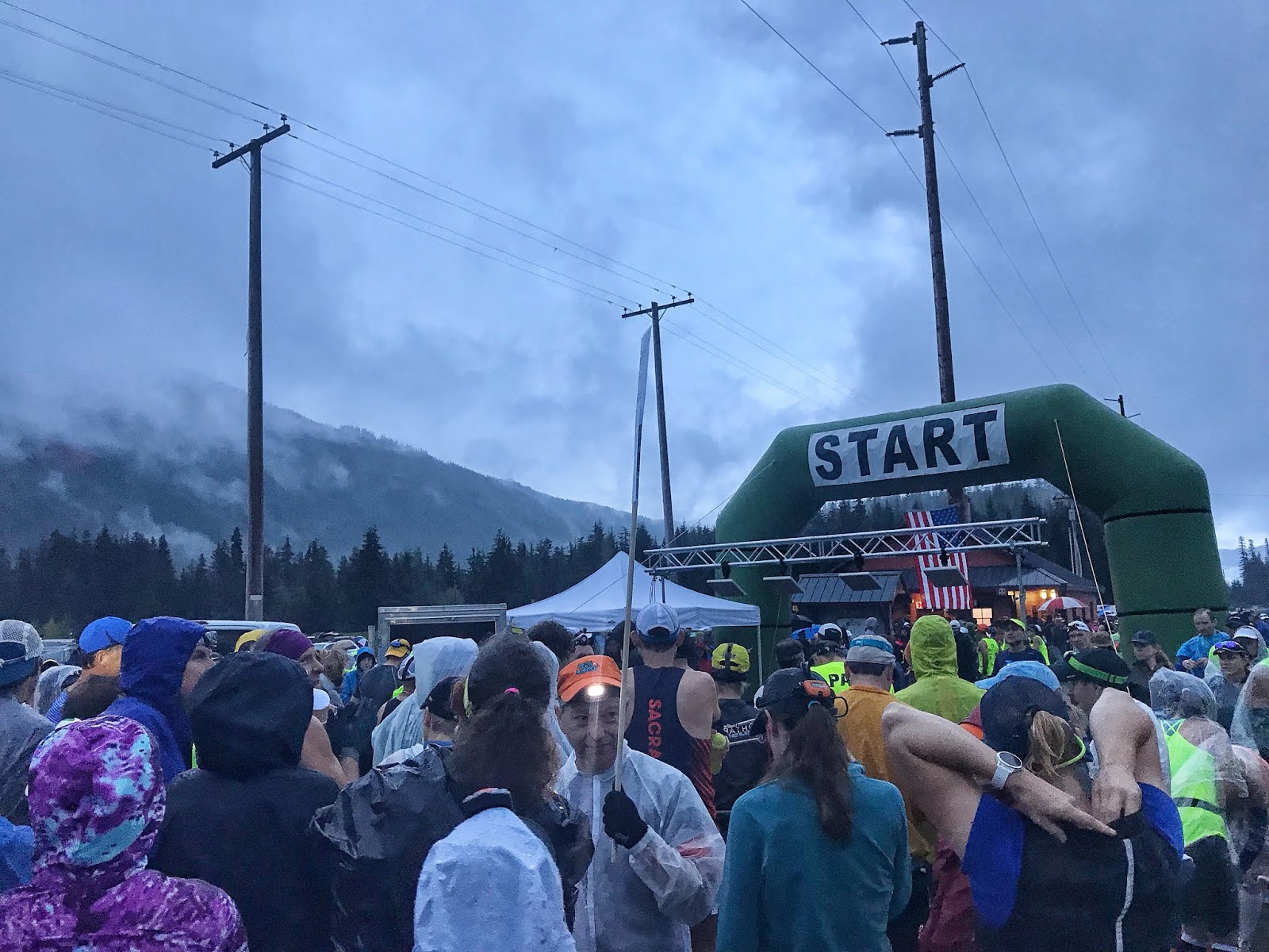 RunHikePlay Tunnel Light Marathon Race Recap 9/16/18