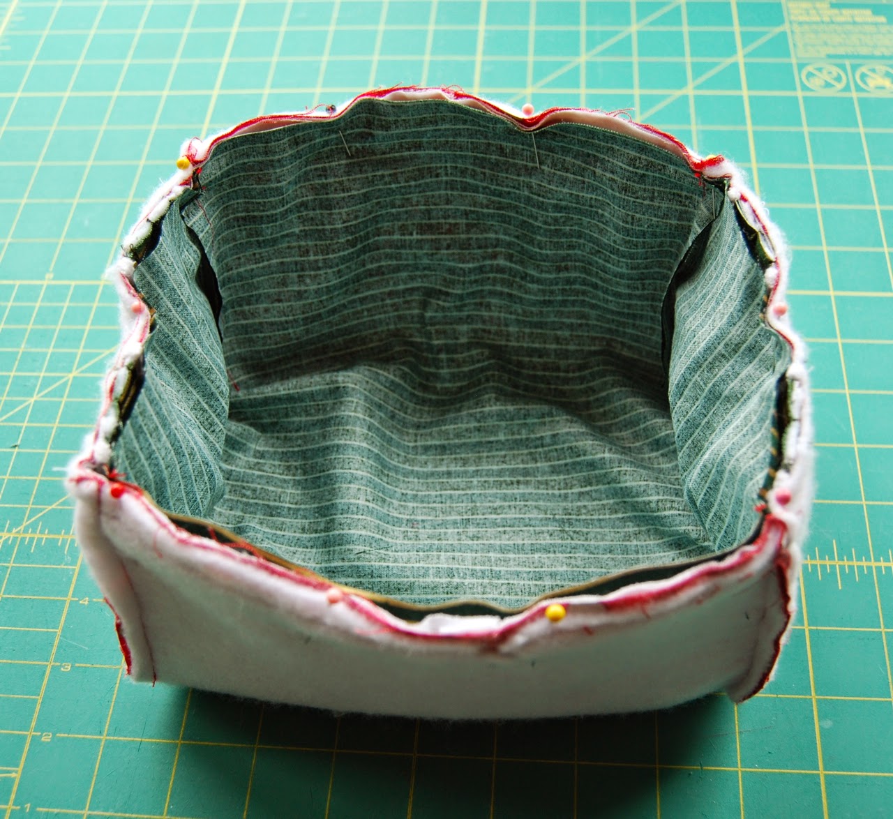 Roonie Ranching Piped Basket Sewing Tutorial