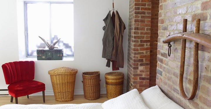 Marzua: Original perchero colgado del techo